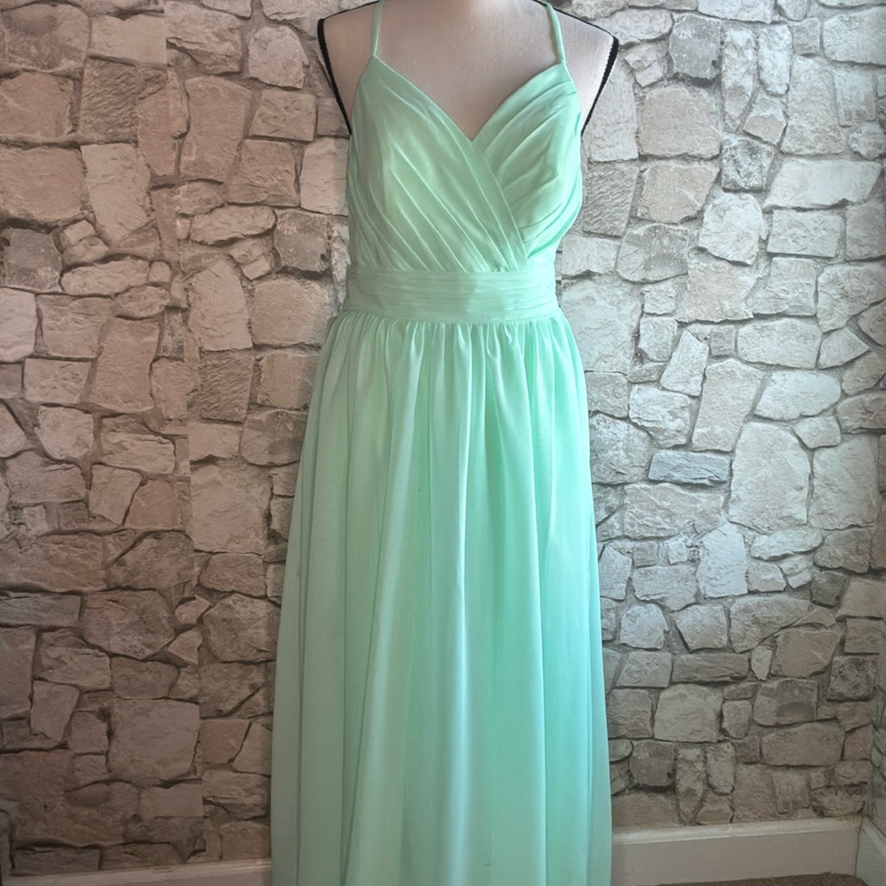 Elegant Mint Green Spaghetti Strap Dress